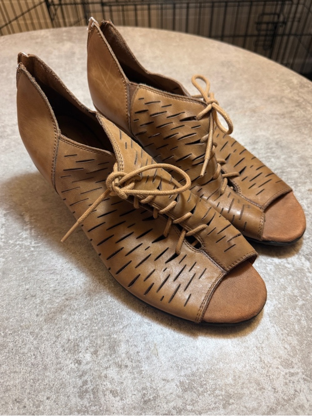 Rockport Tan Hattie Envelope Peep Toe Block Heeled Sandals